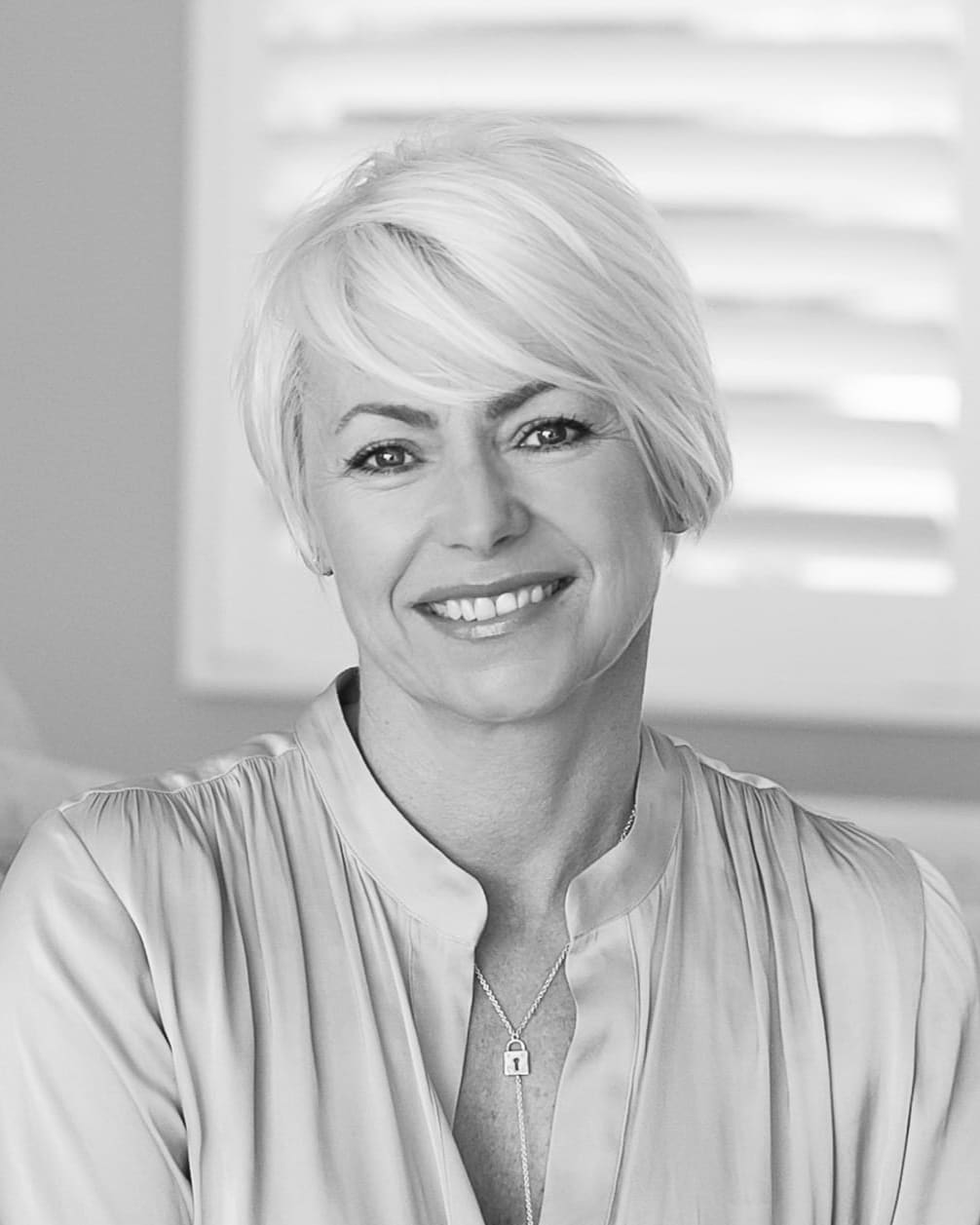 Lesley Bros Interior Designer