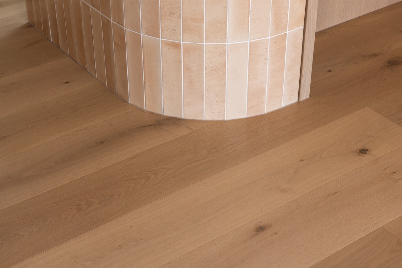 bordeaux-european-oak-flooring-auckland-natural-grain Close up of Bordeaux European oak timber flooring showing natural grain